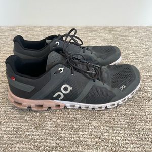 On Running Cloud shoes
